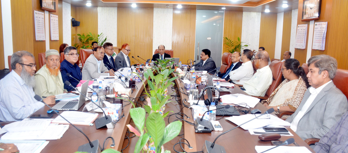 রূপালী ব্যাংক পিএলসি পরিচালনা পর্ষদের সাথে সিনিয়র ম্যানেজমেন্ট টিমের সভা অনুষ্ঠিত