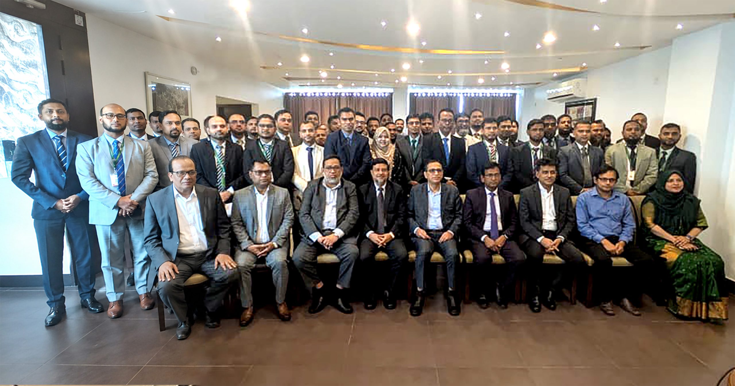 সম্মিলিত ইসলামী ব্যাংক পিএলসি এর আওতাধীন এসআইবিএল এর সিলেট অঞ্চলের শাখাসমূহের অংশগ্রহণে বিজনেস রিভিউ মিটিং অনুষ্ঠিত